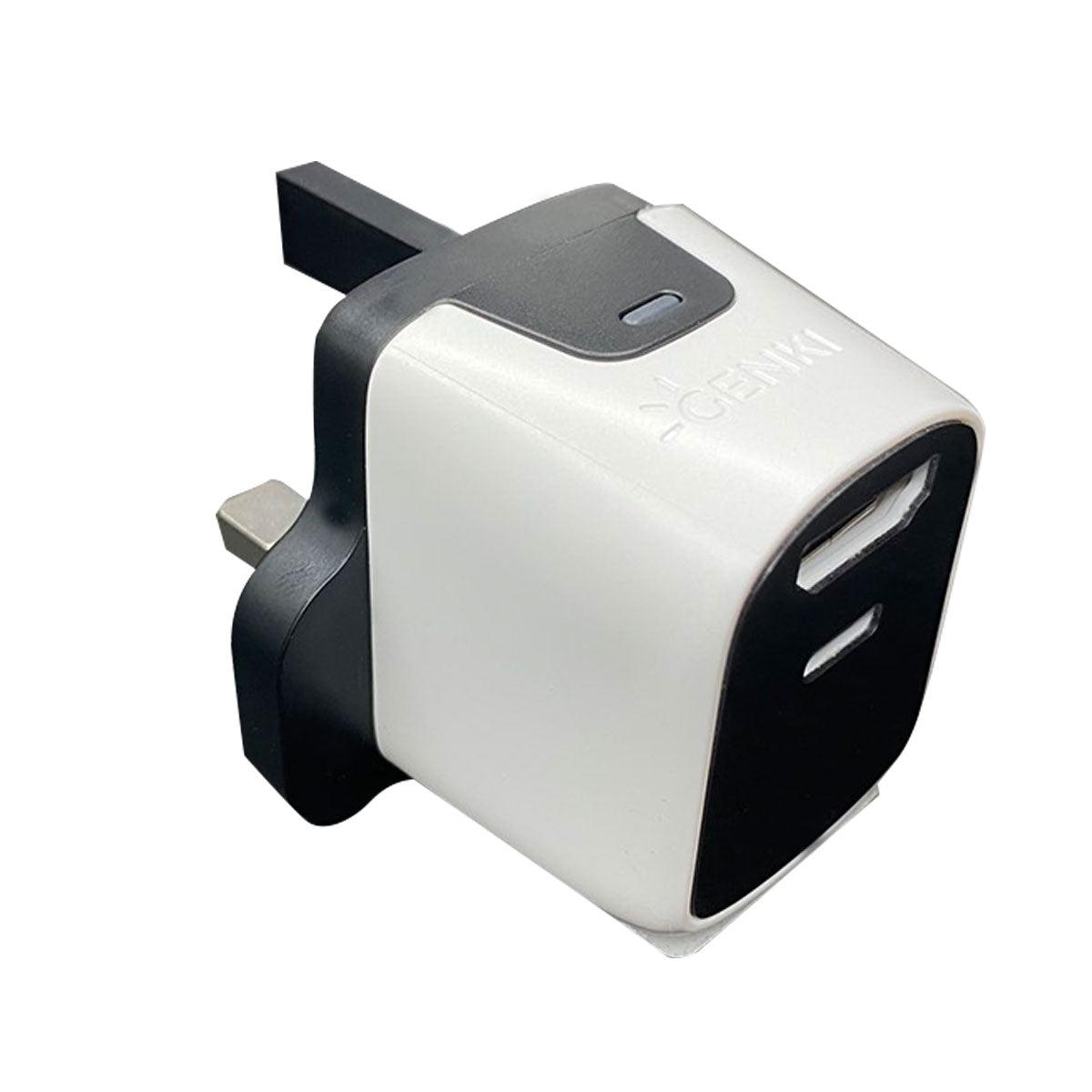 NSW Genki Covert Dock Mini 4K Portable Dock & Charger - DataBlitz