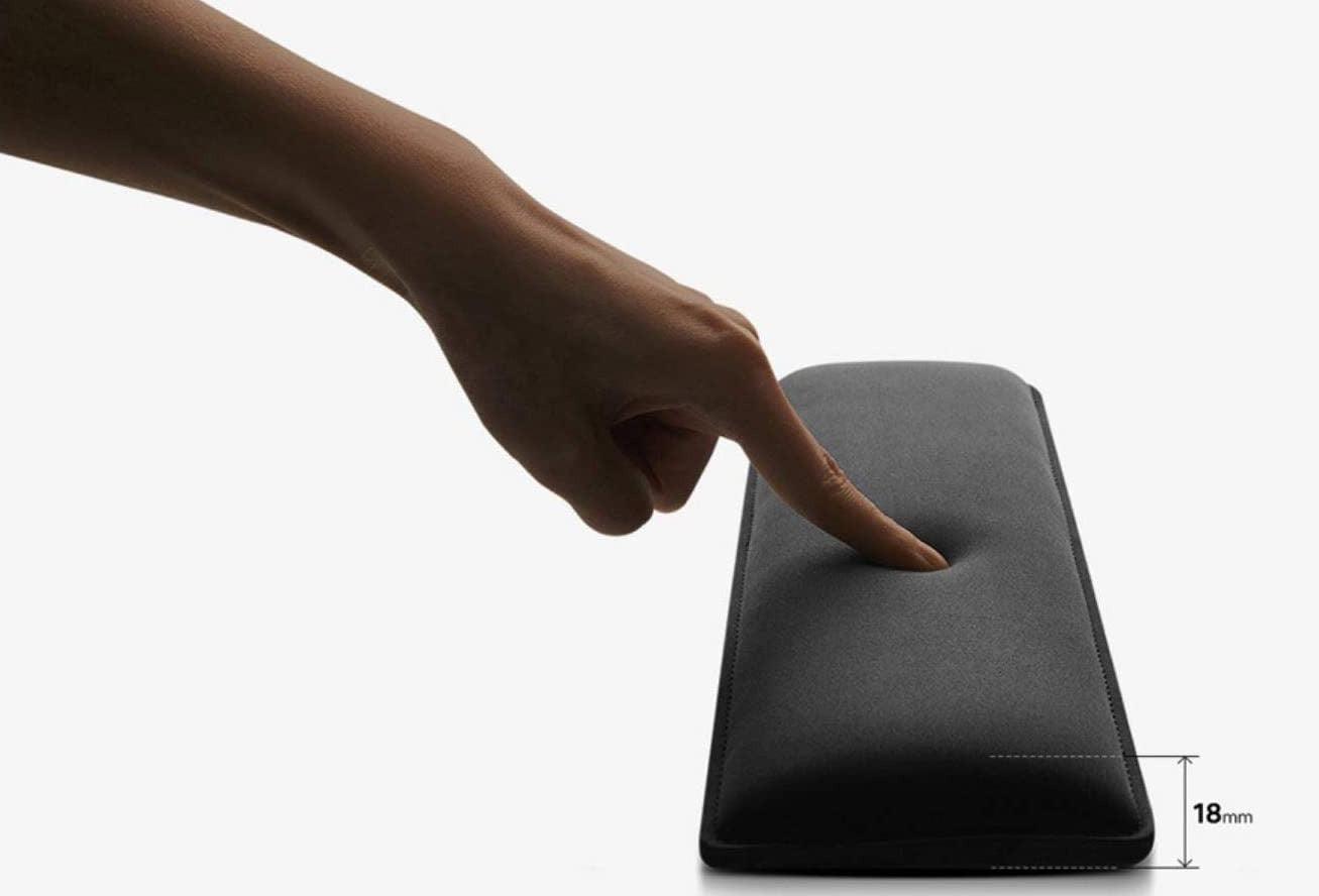 LEOPOLD WRIST REST FOR MINI KEYBOARD (SMALL) - DataBlitz