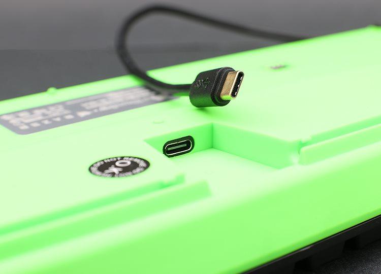 DUCKY ONE 2 RGB RAZER EDITION MECHANICAL KEYBOARD GREEN SWITCH ...