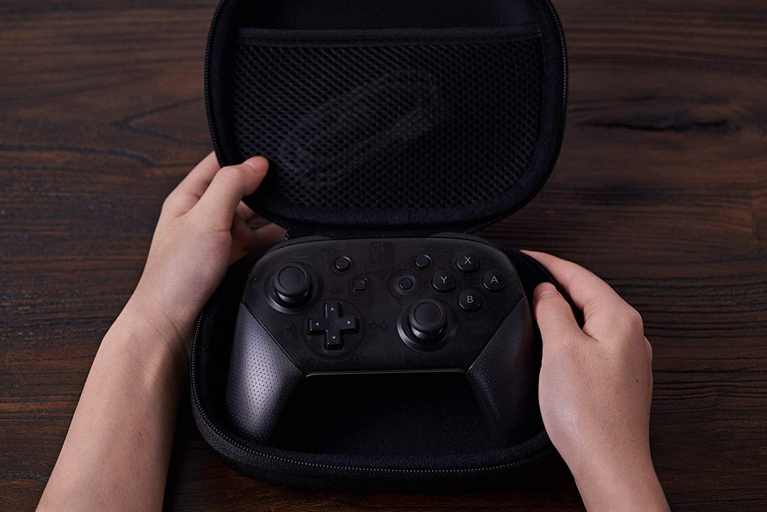 8BITDO CLASSIC CONTROLLER TRAVEL CASE FOR SN30 PRO+ & PRO 2 CONTROLLERS - DataBlitz