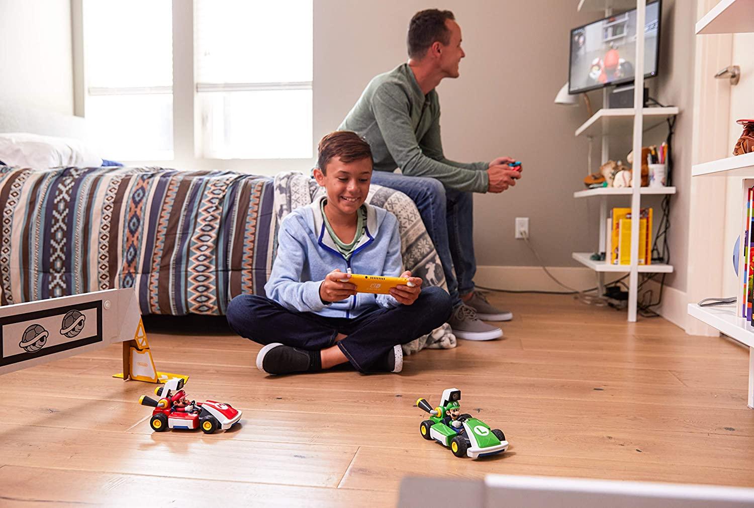 Nintendo Switch Mario Kart Live Home Circuit (Mario)