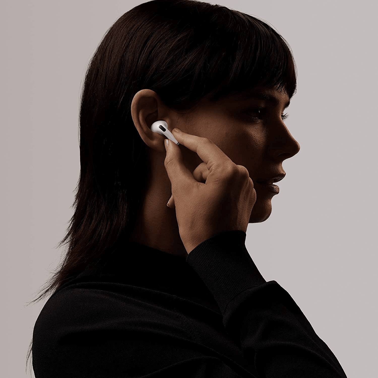 APPLE AIRPODS PRO WITH WIRELESS CHARGING CASE (WHITE) (MWP22ZA/A) - DataBlitz
