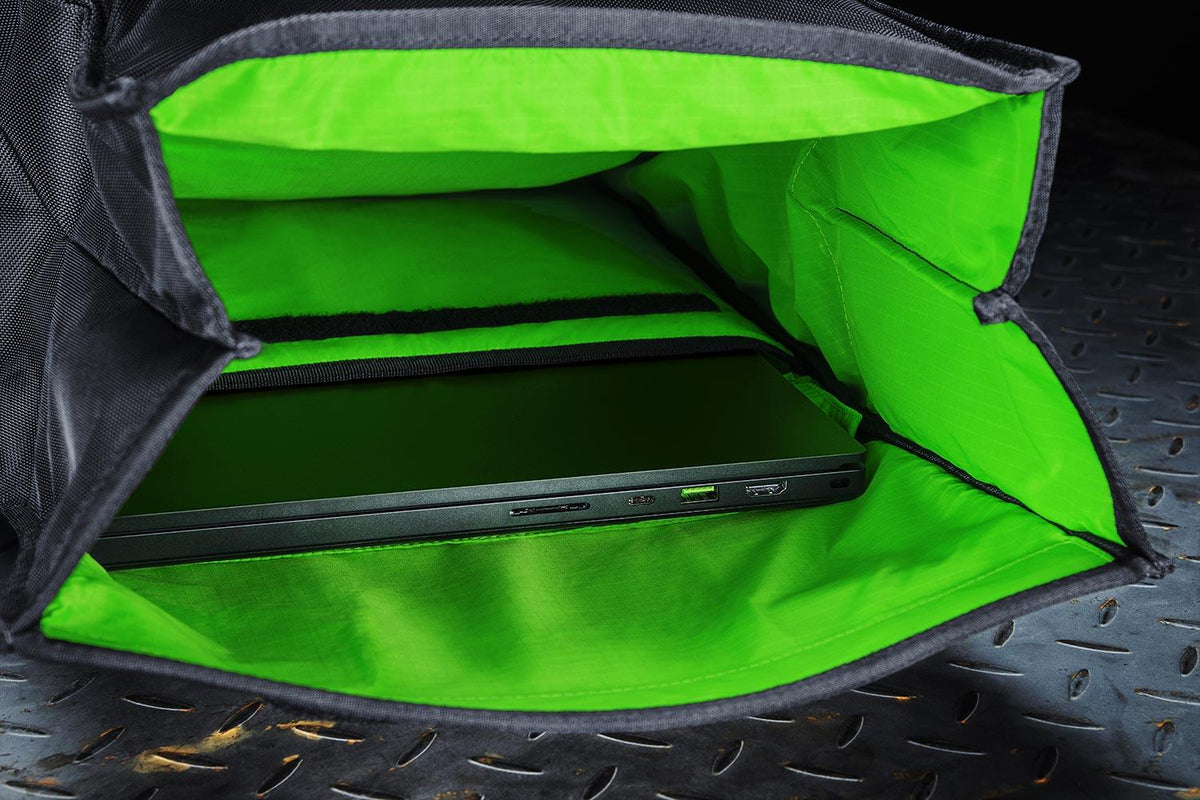 RAZER TACTICAL PRO BACKPACK 17.3 V2 - DataBlitz