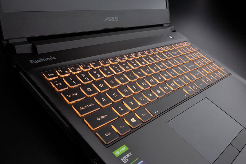 GIGABYTE AORUS 5 MB 5PH1001SH 15.6" GAMING LAPTOP + PROMATE BACKPACK - DataBlitz