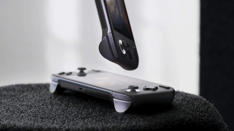 Ayaneo Air Pro AMD Ryzen 5 5560U 16GB + 512GB Handheld Gaming Console (Polar Black) - DataBlitz