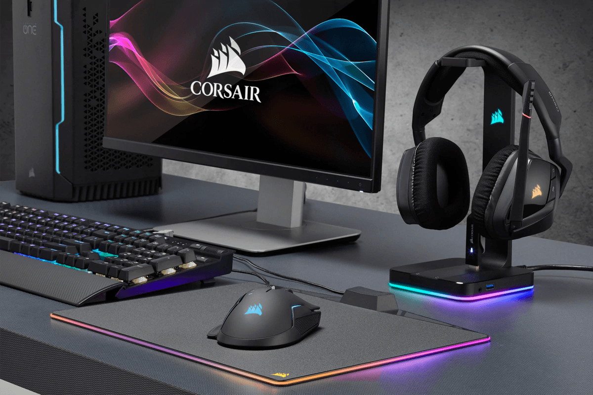 CORSAIR GAMING ST100 RGB PREMIUM HEADSET STAND WITH 7.1 SURROUND SOUND - DataBlitz