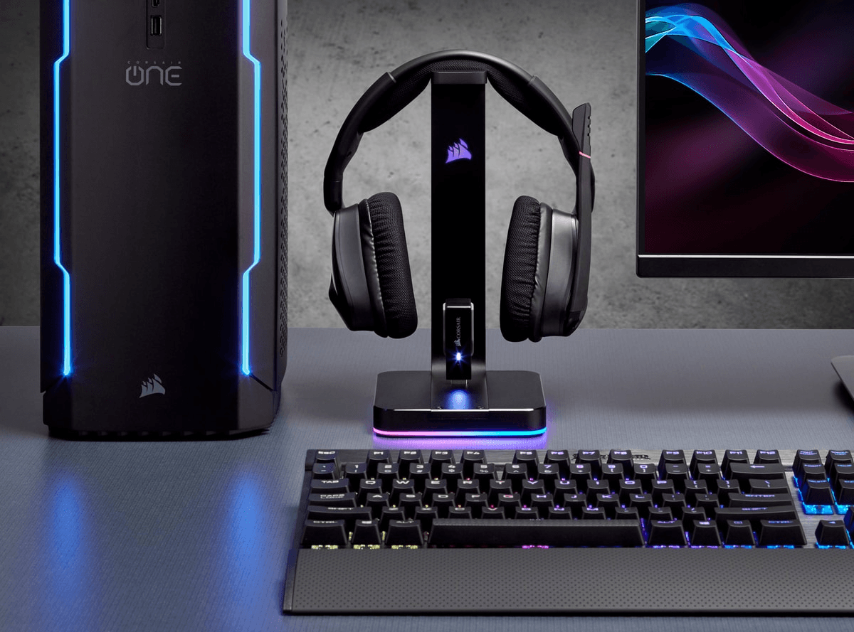 CORSAIR GAMING ST100 RGB PREMIUM HEADSET STAND WITH 7.1 SURROUND SOUND - DataBlitz