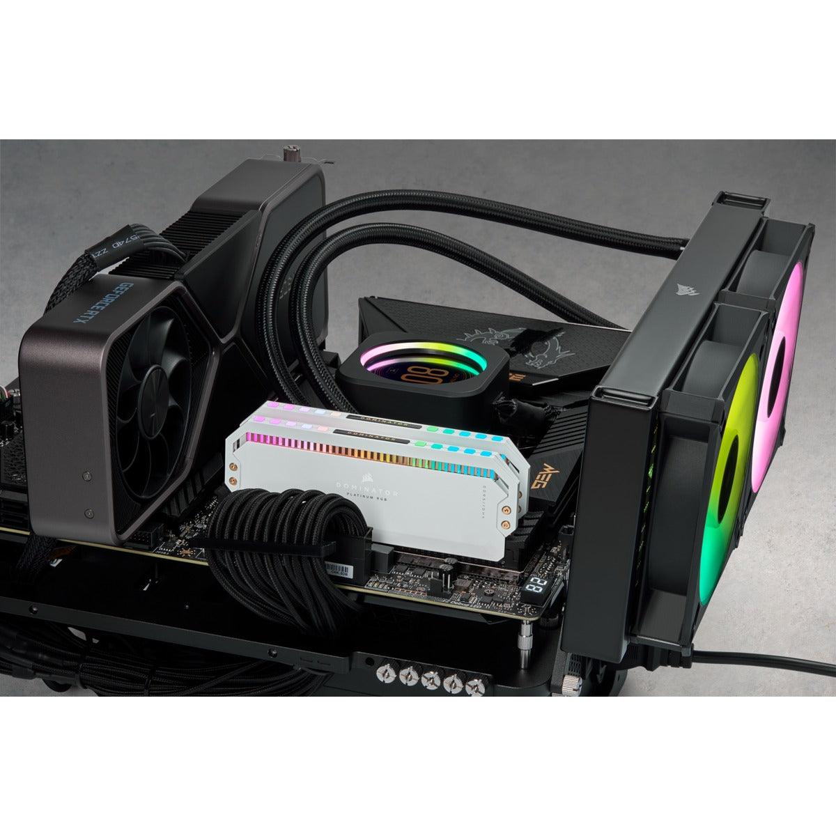 CORSAIR Dominator Platinum RGB 32GB (2x16GB) DDR5 DRAM 5600MHZ C36 Memory Kit (White) (CMT32GX5M2B5600C36W) - DataBlitz