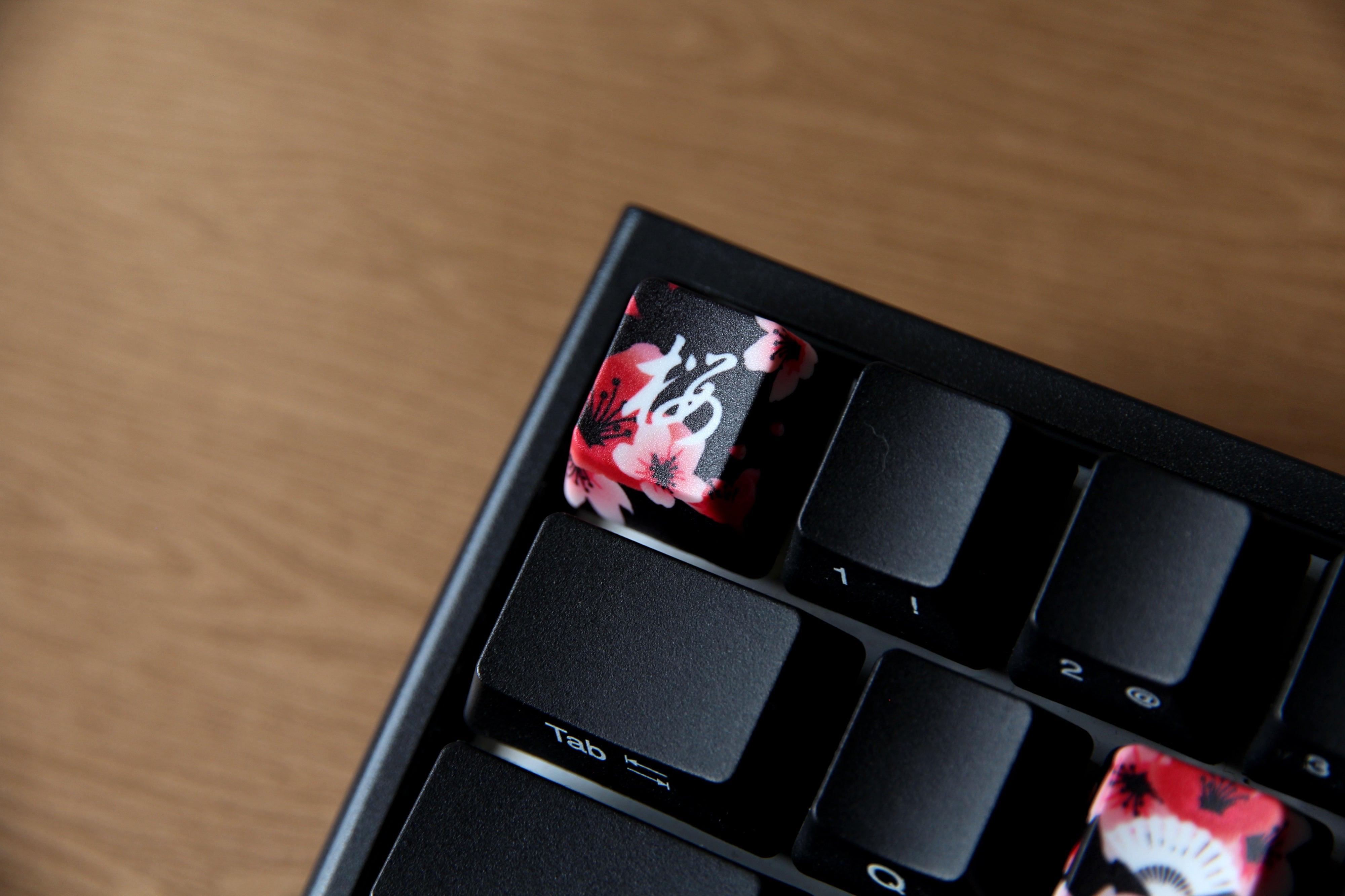 TRAITORS SAKURA KURO KEYCAP SET (TRDSU0247-2) - DataBlitz