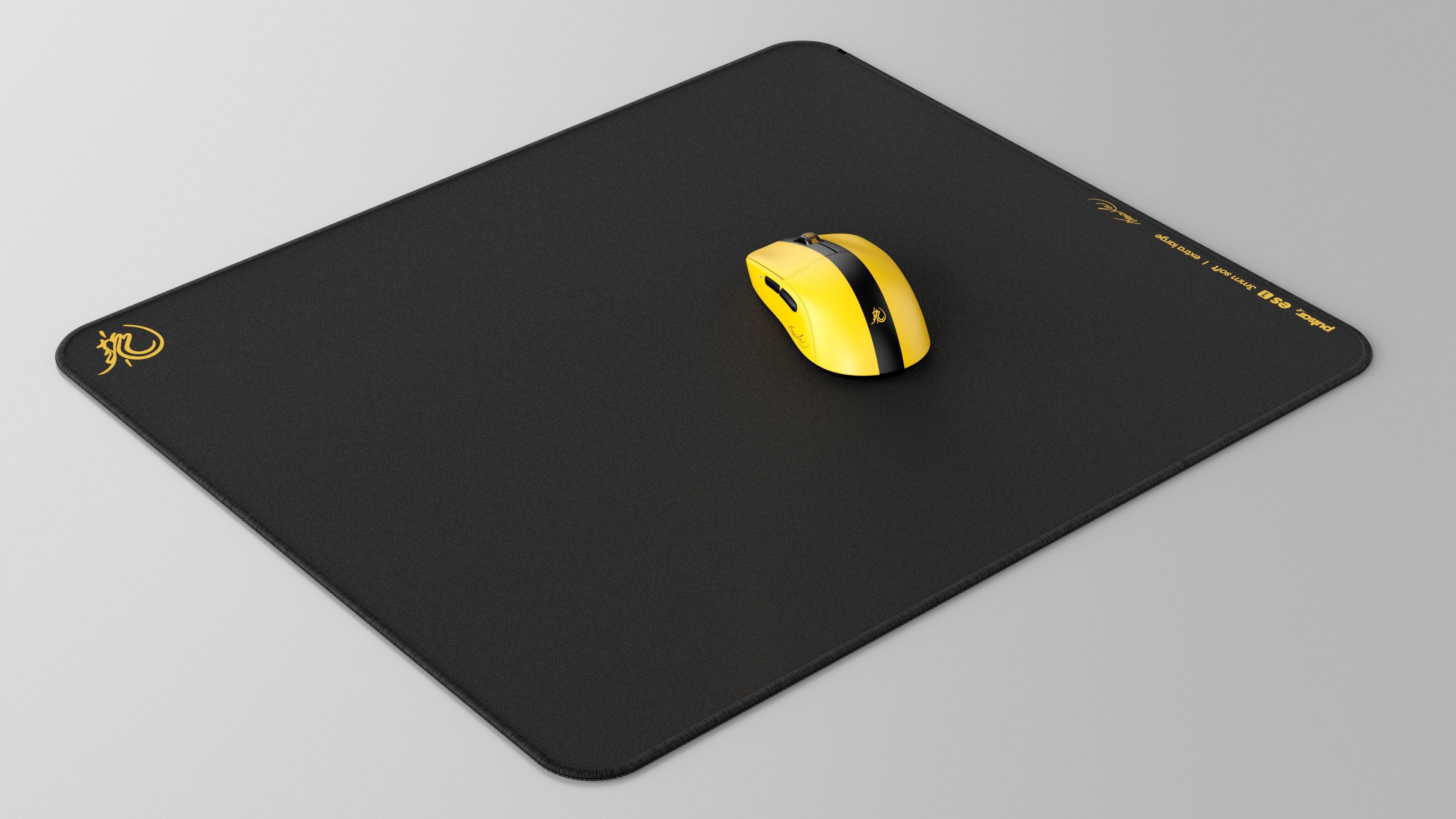 Pulsar ES1 XL Mouse Pad Bruce Lee Edition (Black)