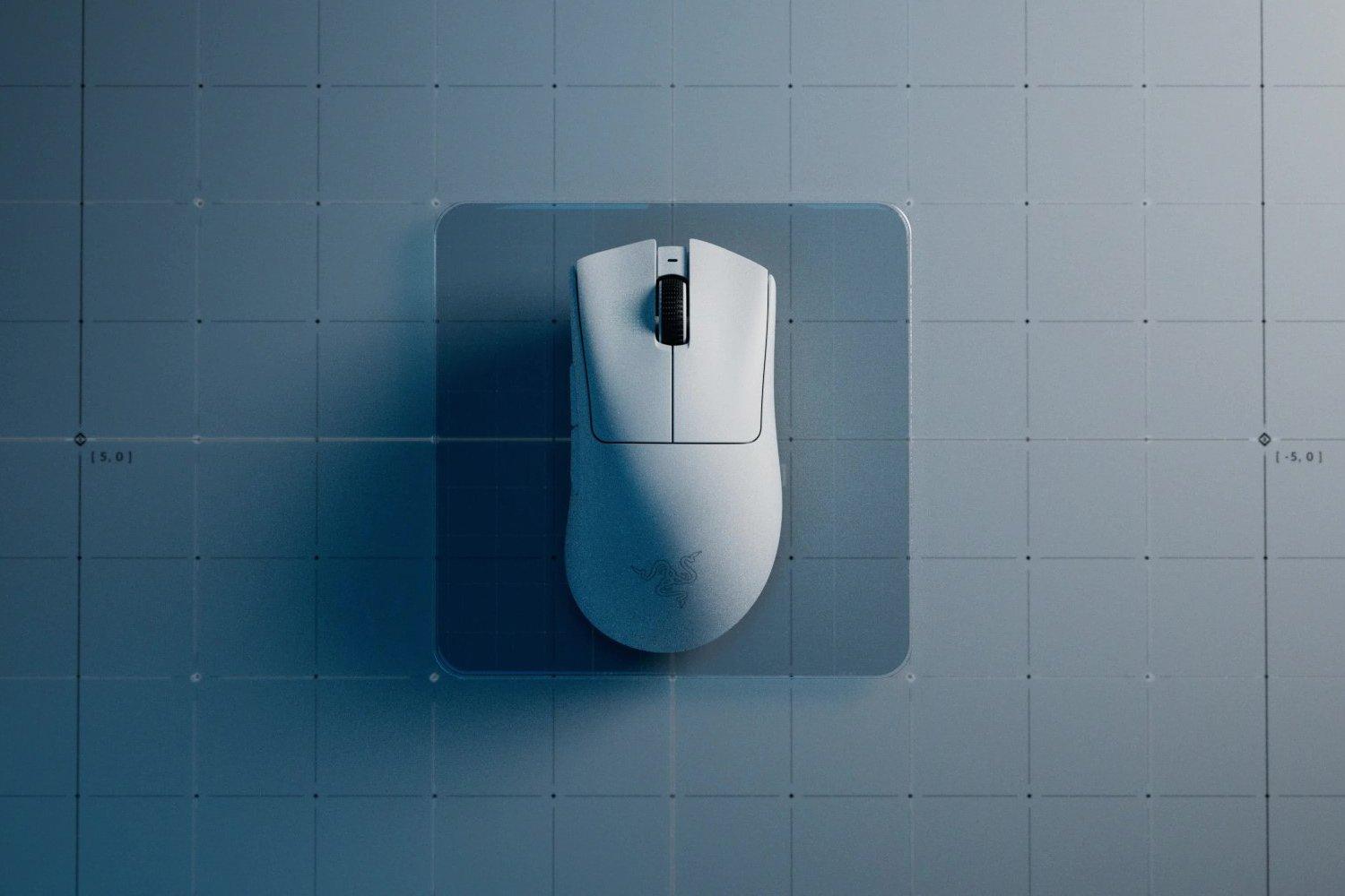 Razer Deathadder V3 Pro Ultra-Lightweight Wireless Ergonomic Esports Gaming Mouse (White) - DataBlitz