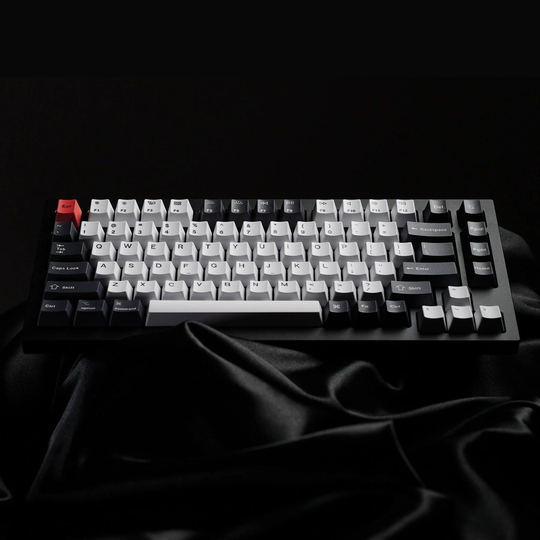 Keychron Q1 QMK Custom Mechanical Carbon Black Keyboard (Gateron Phantom Blue Switch) (Q1C2) - DataBlitz