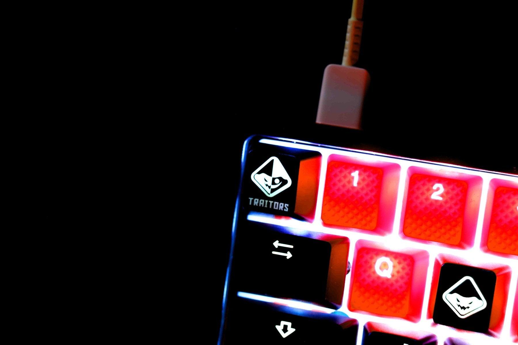 TRAITORS CLASSIC PBT KEYCAP SET (TRLCL6220) - DataBlitz