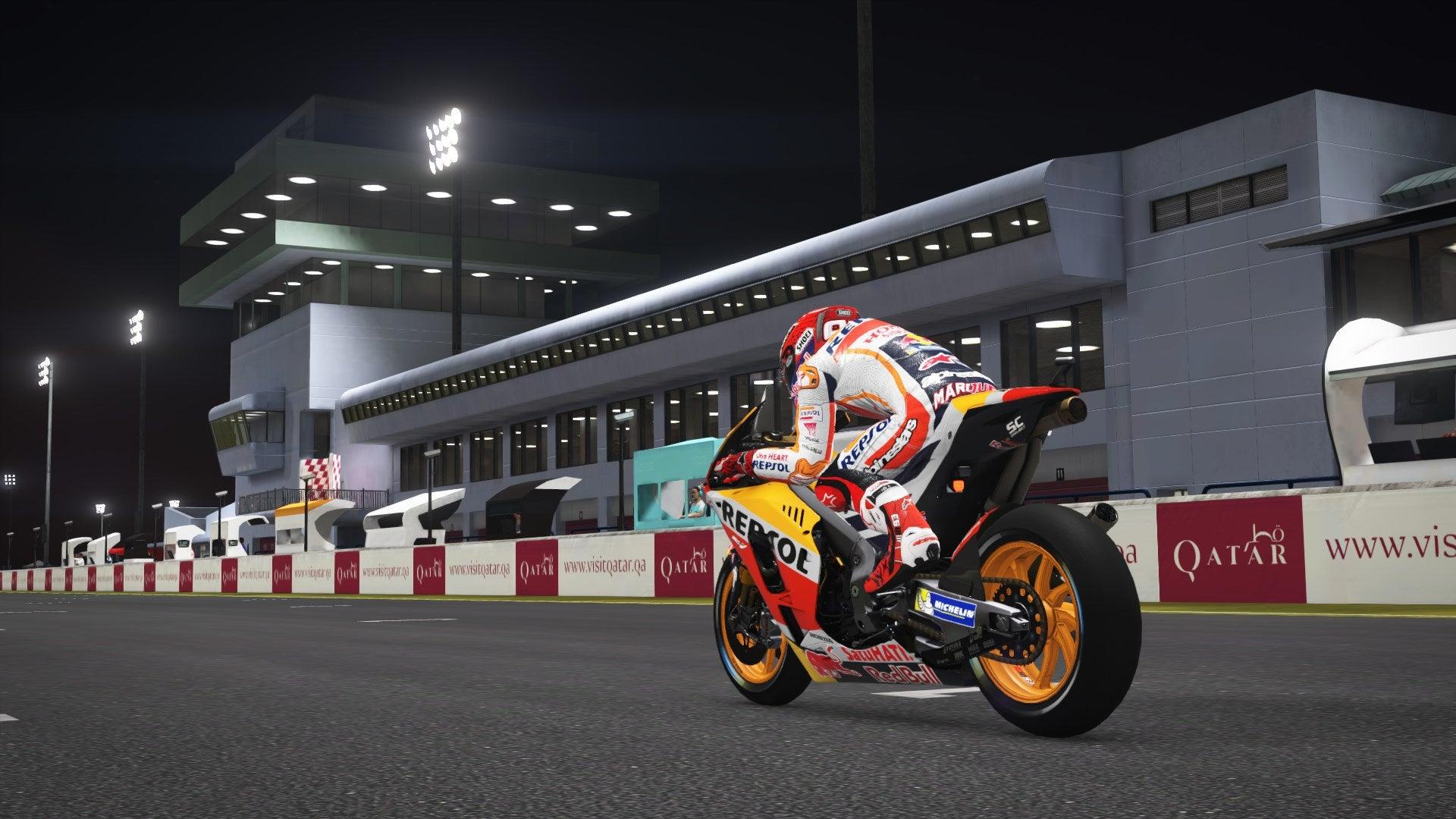 XBOX ONE Moto GP 17 (EU) - DataBlitz