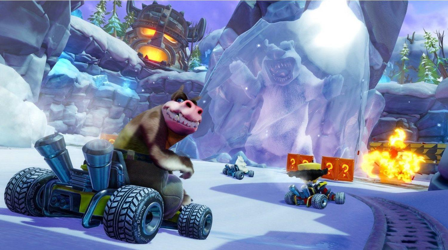 PS4 CRASH TEAM RACING NITRO FUELED NITROS OXIDE & PIN BUNDLE ALL - DataBlitz