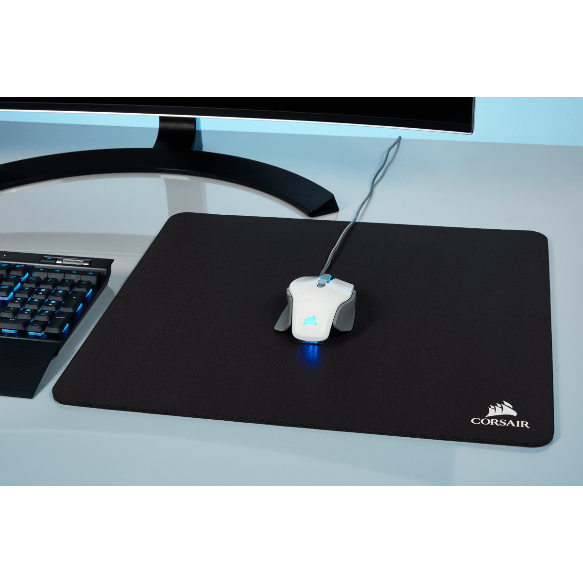 CORSAIR MM250 CHAMPION SERIES PERFORMANCE GAMING CLOTH MOUSE PAD (XL) (450MMX400MMX5MM) - DataBlitz