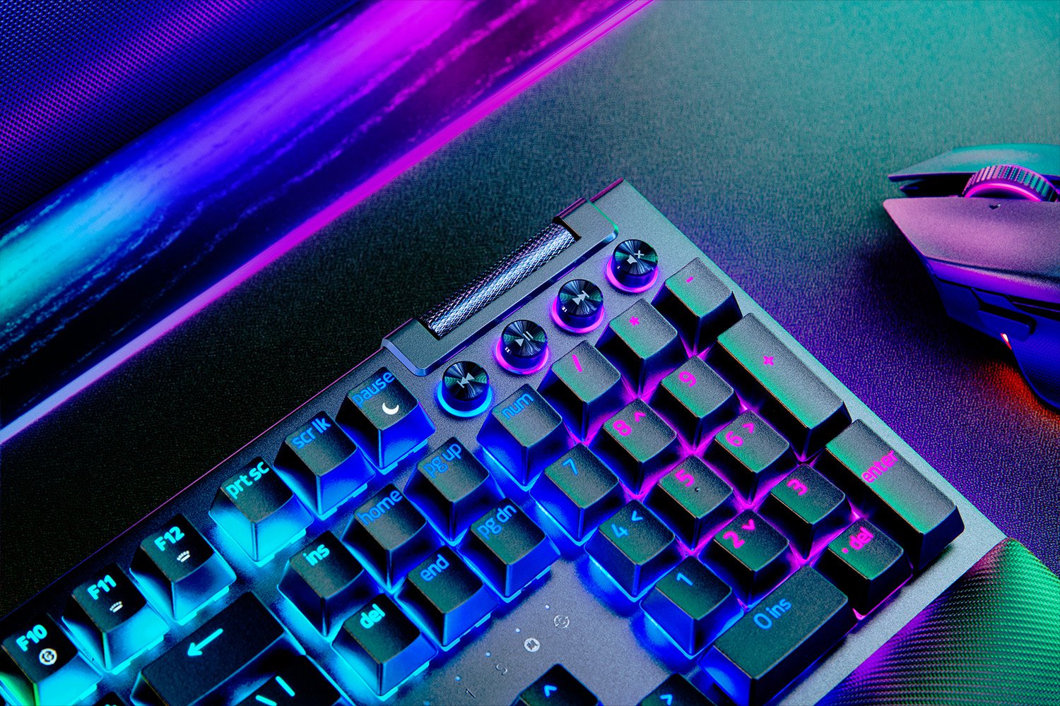 Razer Blackwidow V4 Pro Razer Chroma RGB (Green Switch)