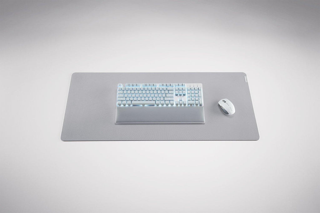 Razer Pro Glide XXL - Soft mouse pad for productivity (Thick foam layer, Micro fabric surface, Non-slip coating, Extra large size) Grey Razer Pro Glide XXL - Soft mouse pad for productivity (Thick foam layer, Micro fabric surface, Non-slip coating, Extra large size) Grey