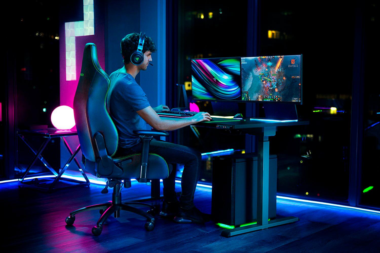 Razer Iskur Gaming Chair With Ergonomic Lumbar Support (Black/Green)