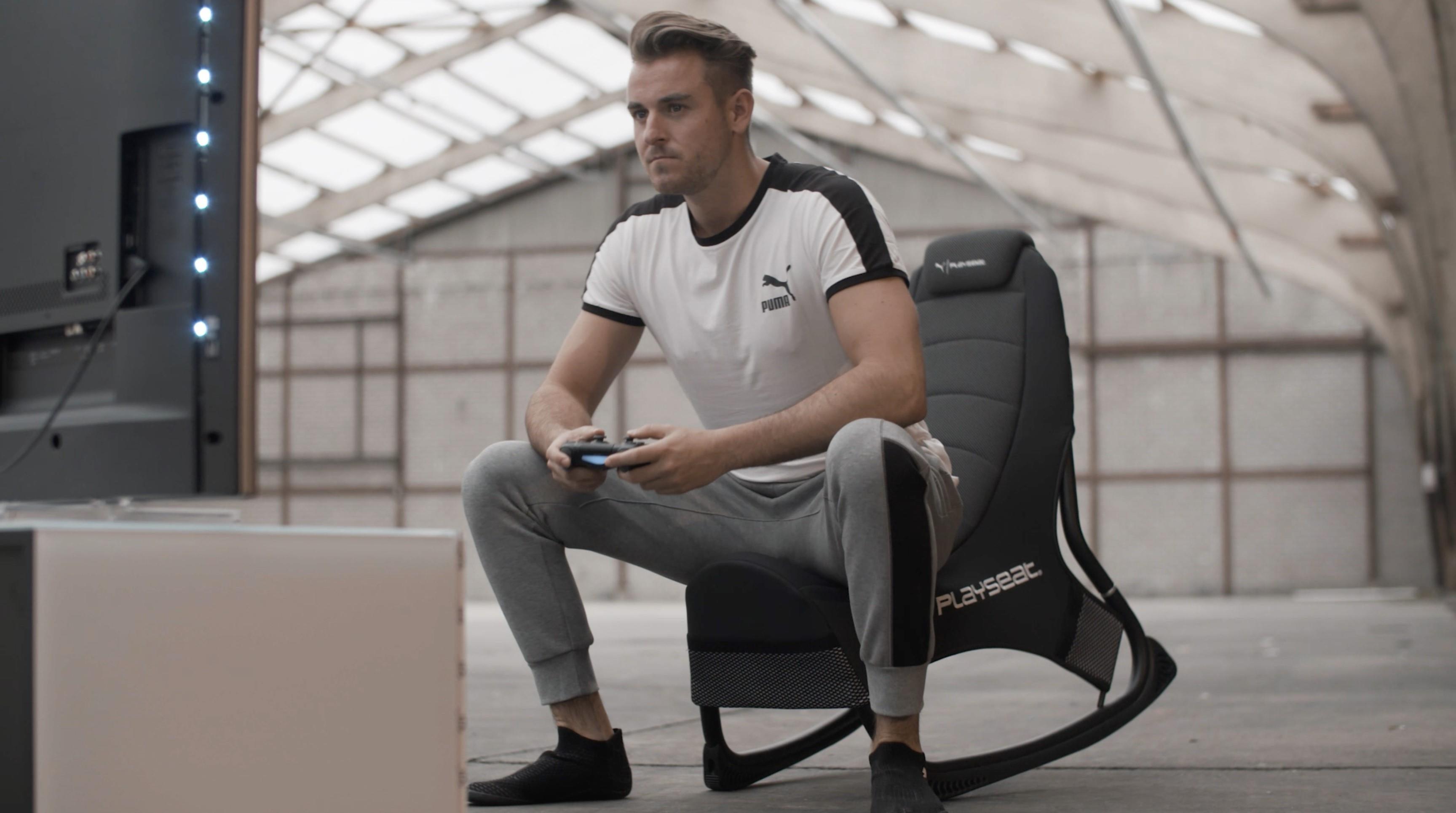 PLAYSEAT PUMA ACTIVE GAMING SEAT (BLACK) (PPG.00228) - DataBlitz