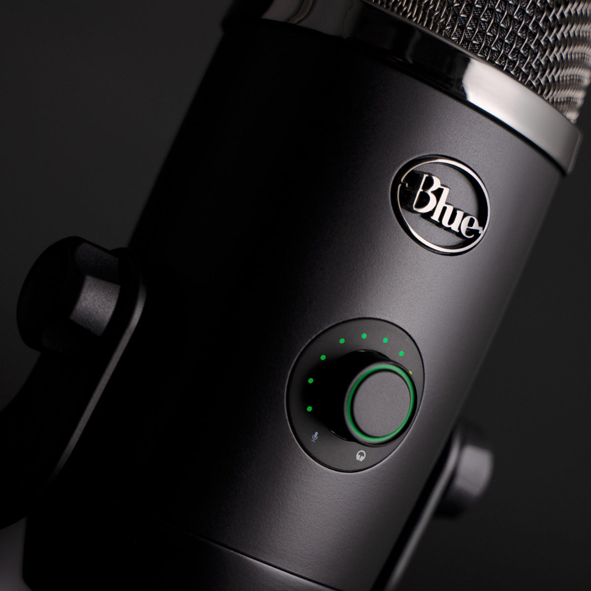 LOGITECH BLUE YETI X PROFESSIONAL MULTI-PATTERN USB MICROPHONE W BLUE VOICE (BLACKOUT) - DataBlitz