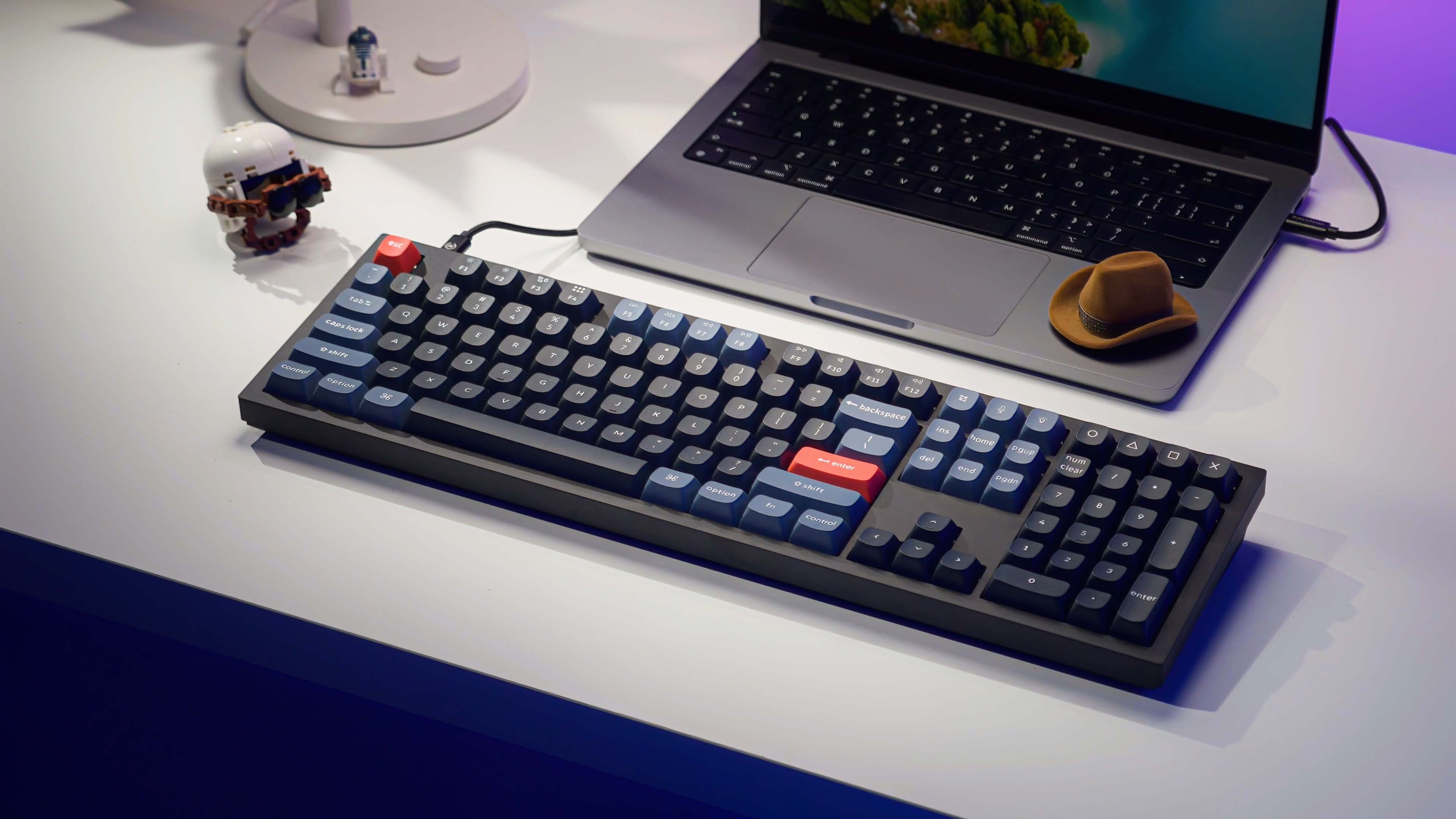 Keychron Q6 QMK Custom Mechanical Fully Assembled Swappable RGB Backlight Keyboard - Carbon Black (Gateron G Pro Brown Switch) (Q6C3)