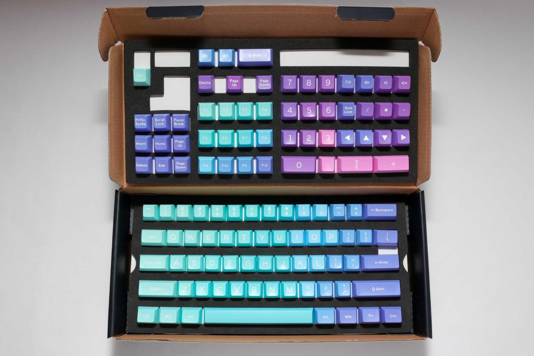 DUCKY 108-KEY ABS SEAMLESS DOUBLESHOT AZURE SA KEYCAP SET (DKSA108-USADZZWSA) - DataBlitz