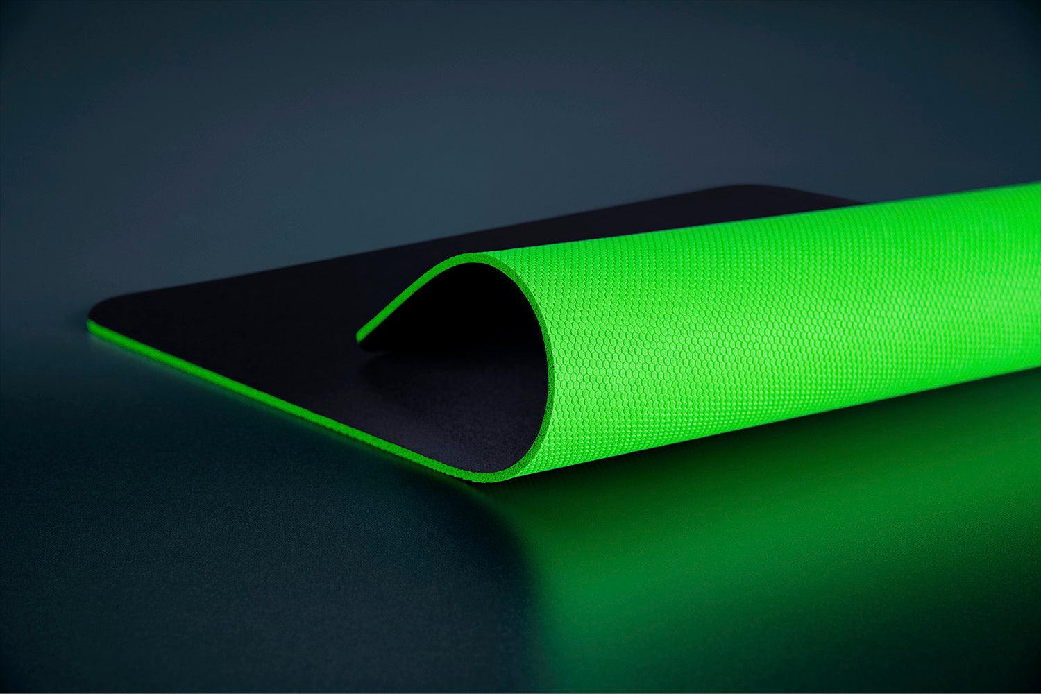 RAZER GIGANTUS V2 SOFT GAMING MOUSE MAT LARGE (450MMX400MM) - DataBlitz