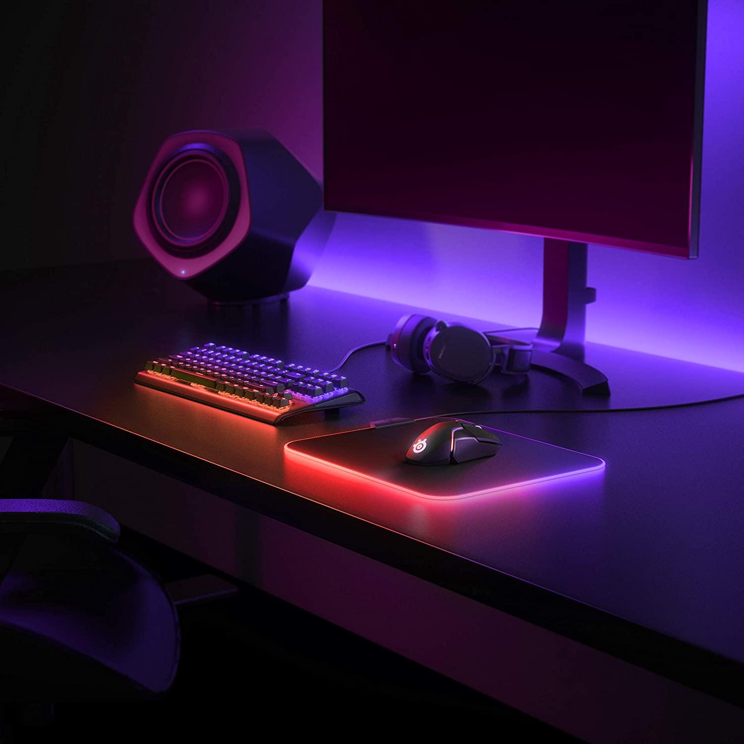 STEELSERIES QCK PRISM CLOTH RGB GAMING MOUSEPAD (M) (PN63825) - DataBlitz